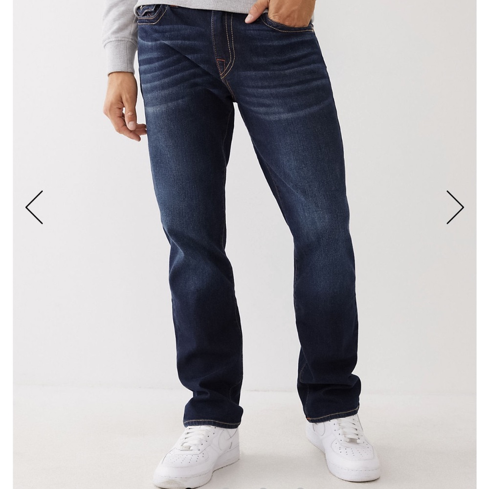 True Religion Ricky Relaxed Straight Jean. NTW and packaged. Size 31.